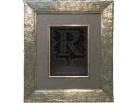 Rama projektowana NS12 | rama ręcznie modelowana, pozłacana ocieplanym srebrem, laserunkami i malaturami, patynowana |      wykończenie bazowe RF7